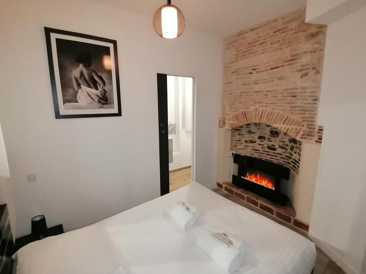 Le Vieux Laval Apartment Laval  Luaran gambar