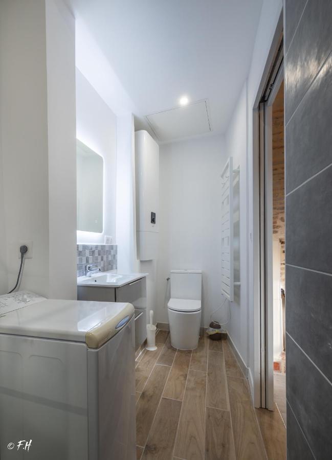 Le Vieux Laval Apartment Laval  Luaran gambar