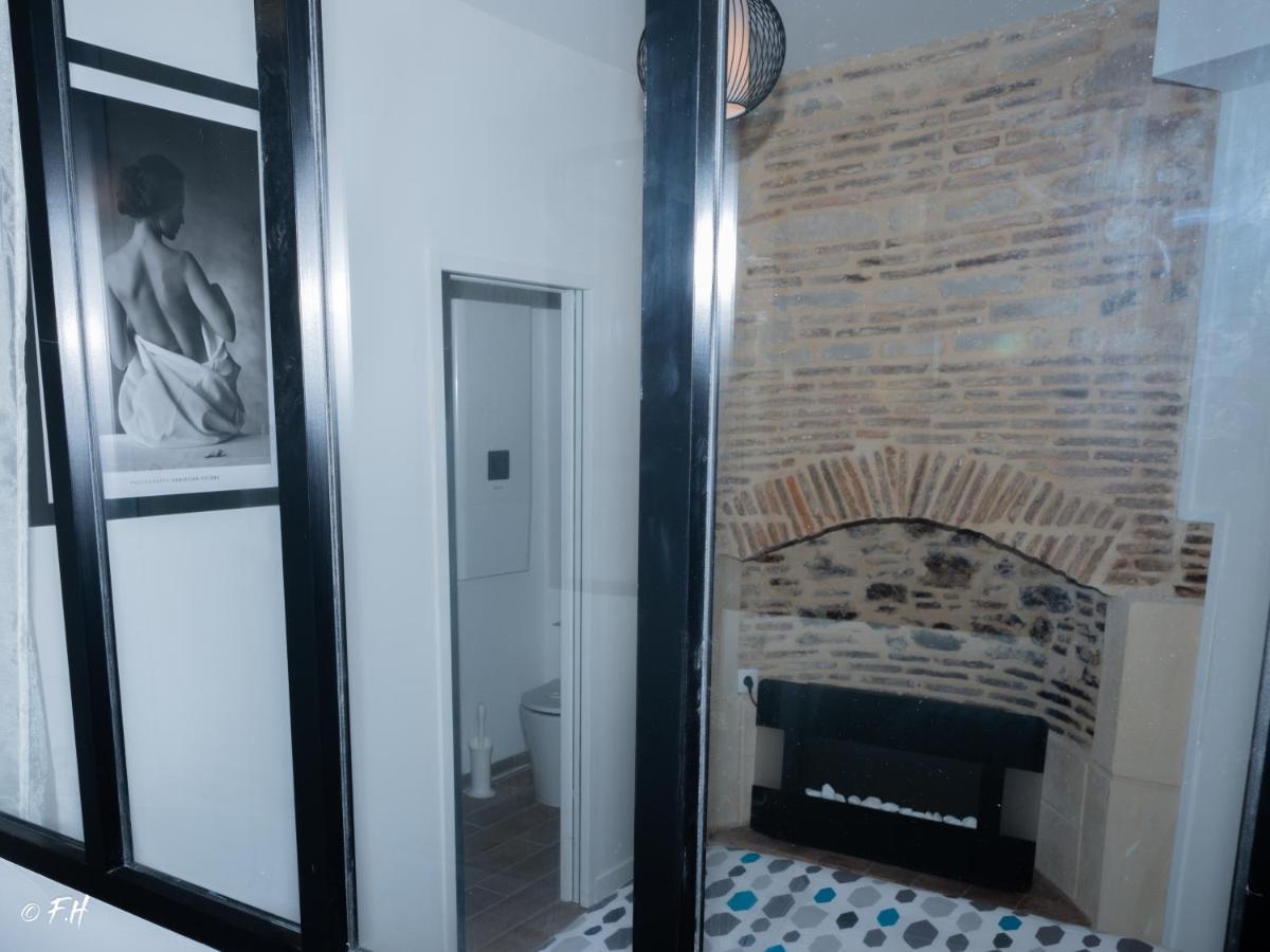 Le Vieux Laval Apartment Laval  Luaran gambar