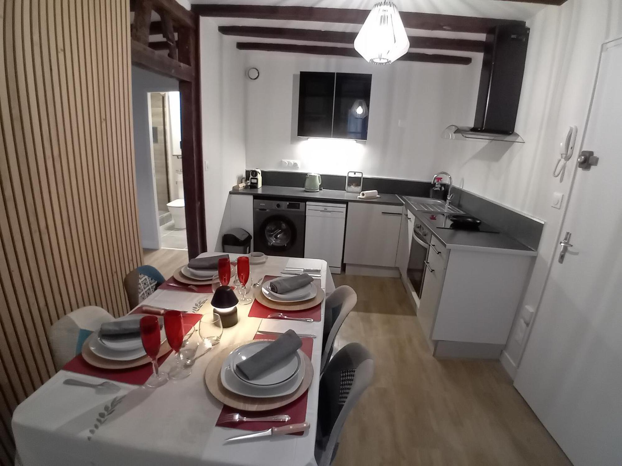 Le Vieux Laval Apartment Laval  Luaran gambar